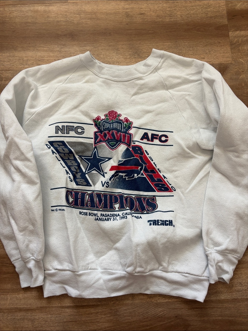 Buffalo Bill White Crewneck Super Bowl XXVII Champions Sweatshirt - vintag
